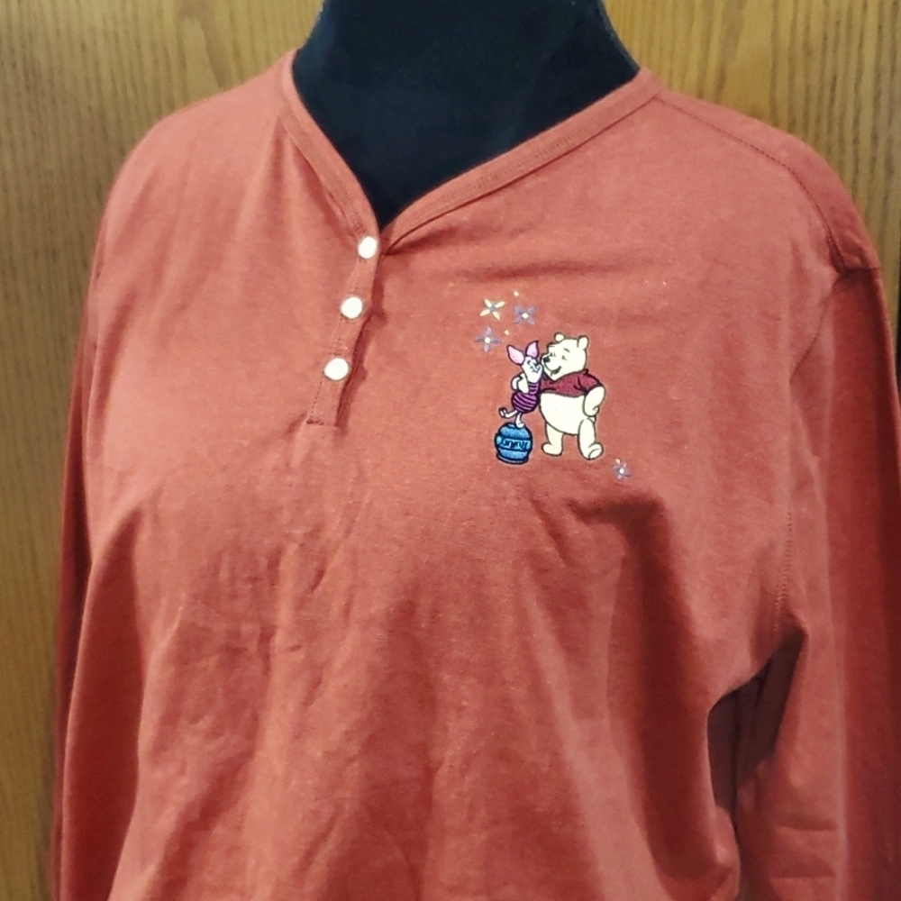 Disney Nwot rust orange embroidered Winnie the pooh pullover top 3/4 sleeve